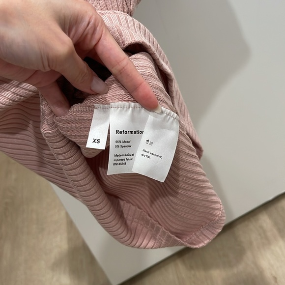 Reformation knit short sleeve - Picture 3 of 4